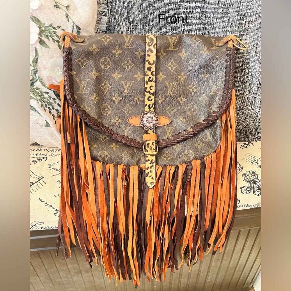 Louis Vuitton crossbody